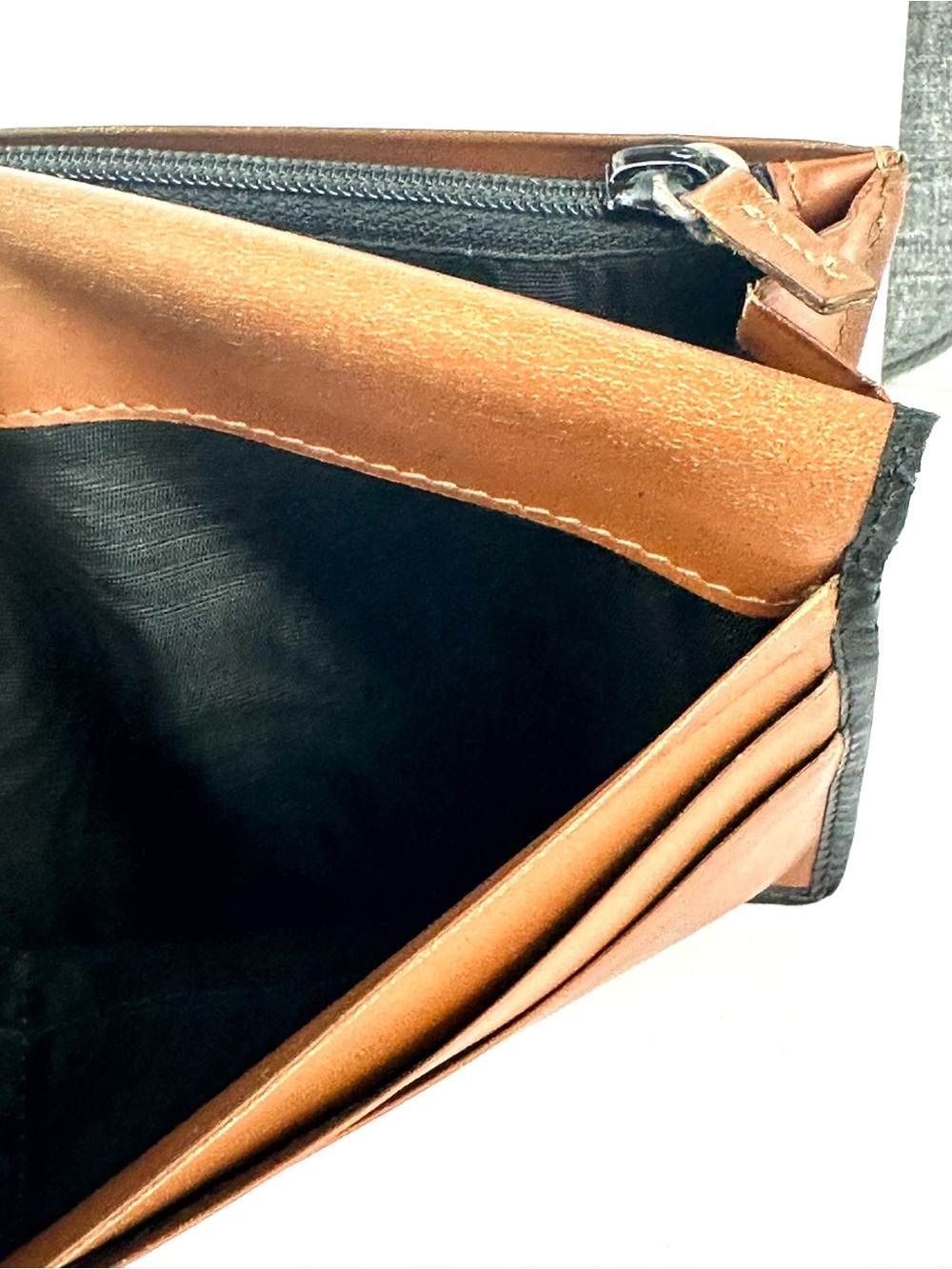 Dunhill Long Leather Wallet in Black & Sable Brown - Picture 9 of 14